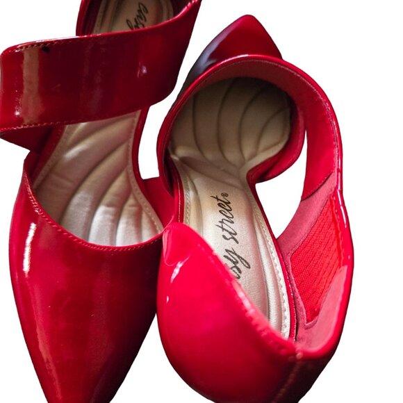 Easy Street Womens Red Patent Leather Heels Size 8 quiet luxury - Picture 4 of 10